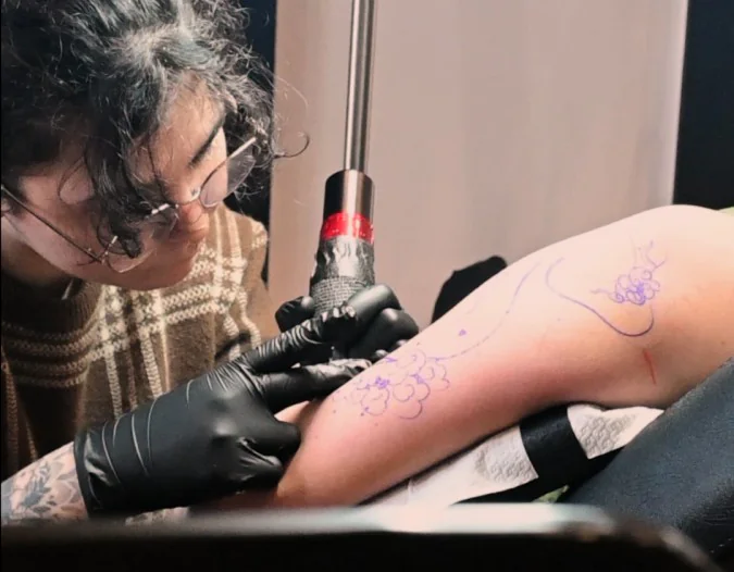 Loris - Artiste Tatoueur chez Delco Ink Studio Chambéry